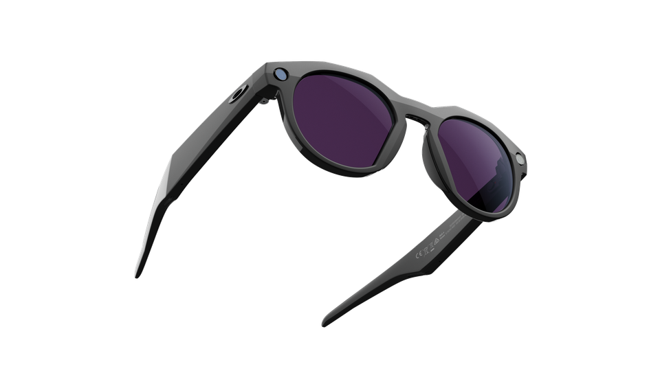 Oakley Meta HSTNの本体全体を示す製品画像
